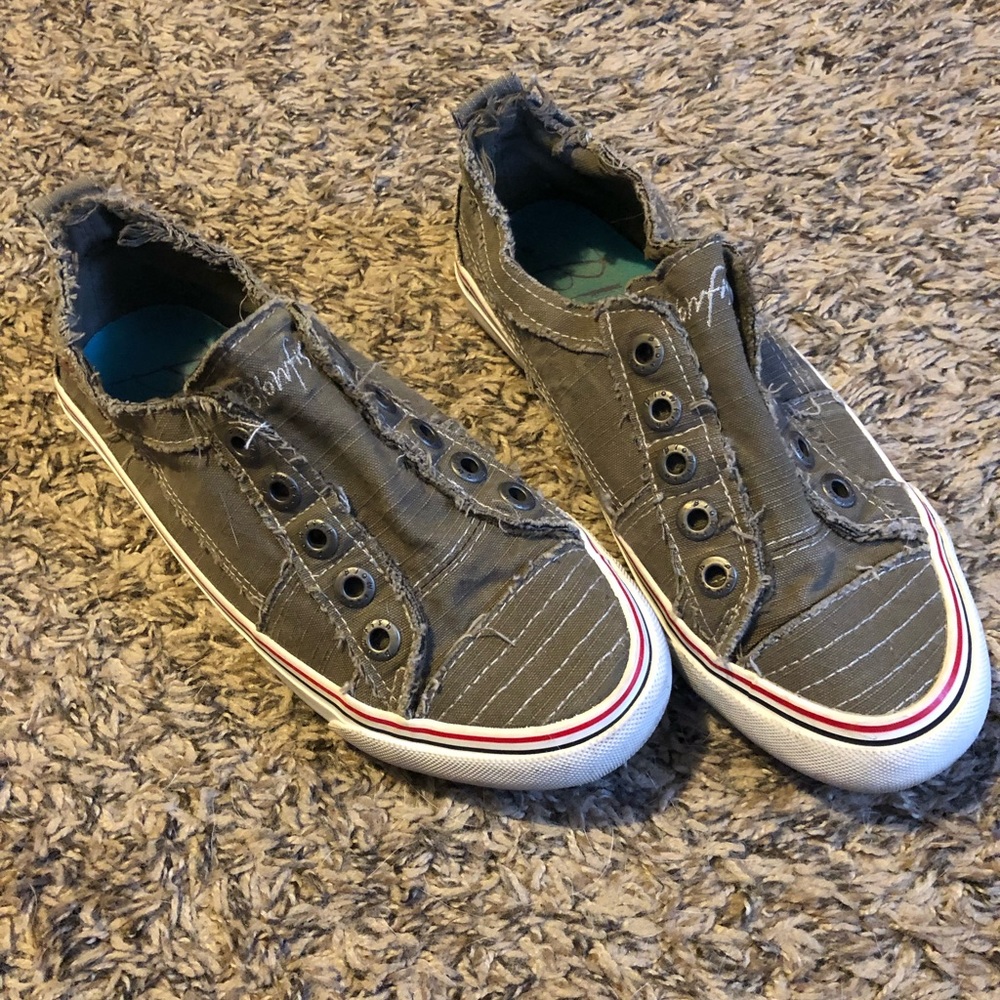 Green canvas shoes